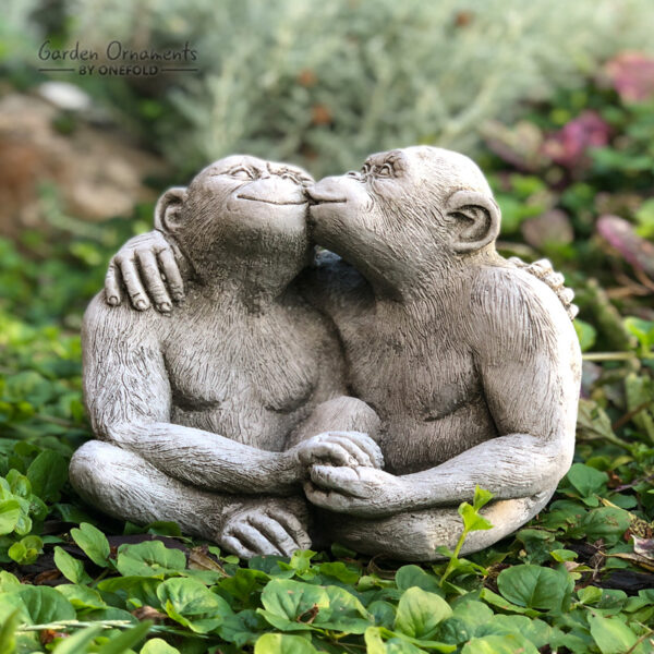 Kissing Monkeys Garden Ornament