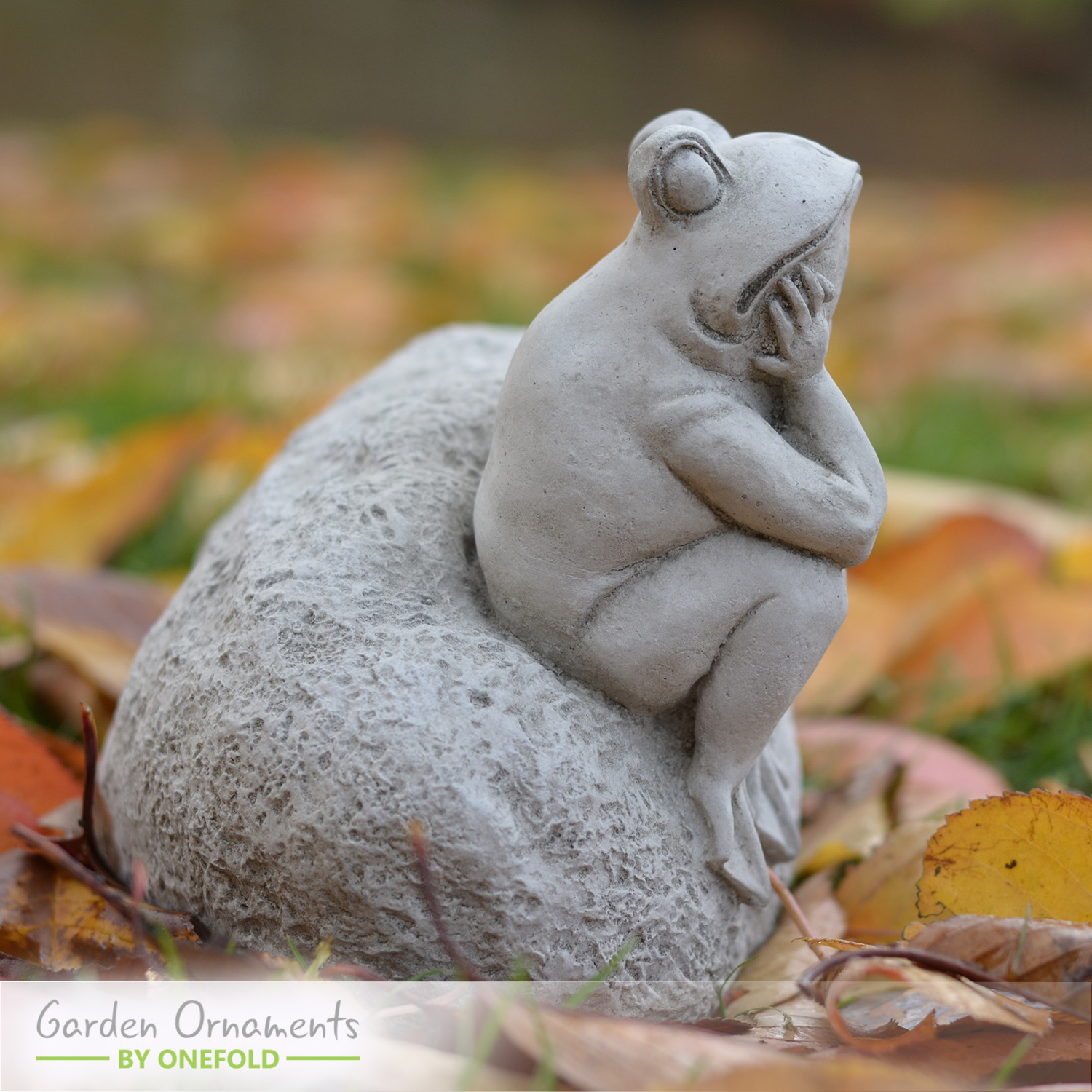 Welcome Frog Garden Ornament Cast Stone - Onefold Ltd